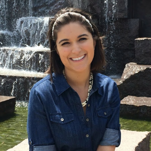 Emily Jones Photo 25