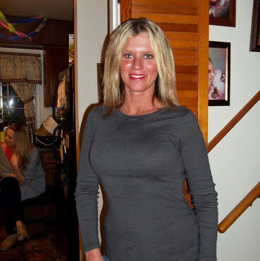 Jennifer Whaley Photo 22