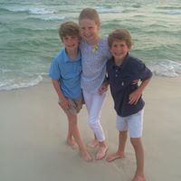 Elisabeth Thompson Photo 20