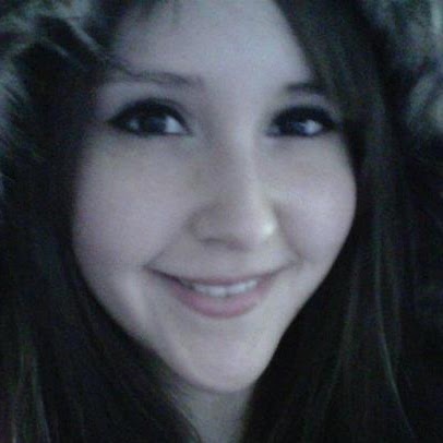 Adrienne Hernandez Photo 15