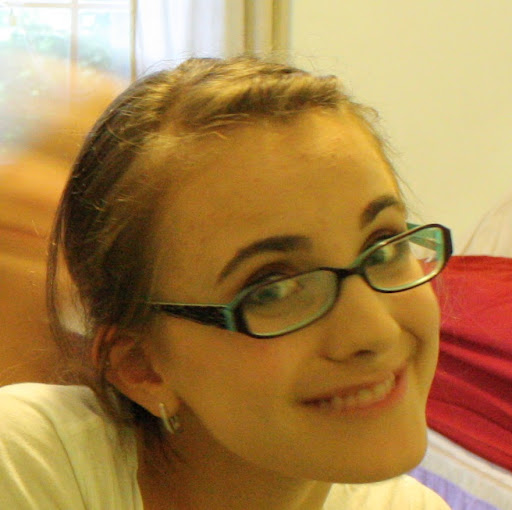 Emily Weigel Photo 13