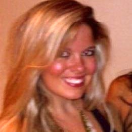 Stephanie Yeager Photo 15