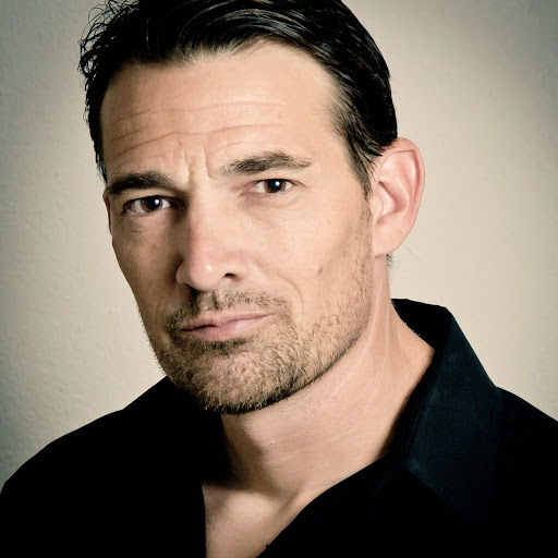 Tom Fagan Photo 6