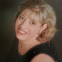 Michele Rose Photo 13