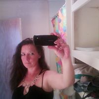 Vickie Yates Photo 30