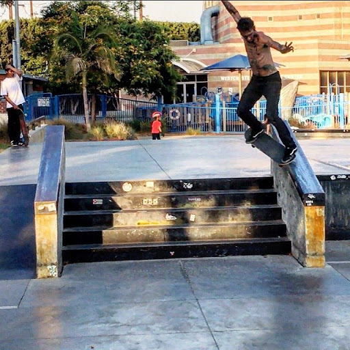 George Hurst Photo 13