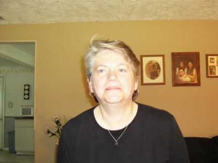 Claudia Miller Photo 14