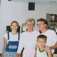 Shirley Matthews Photo 13