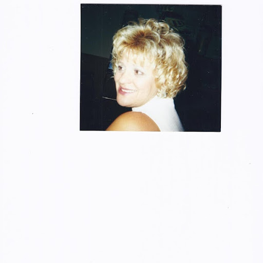 Jacqueline Field Photo 18