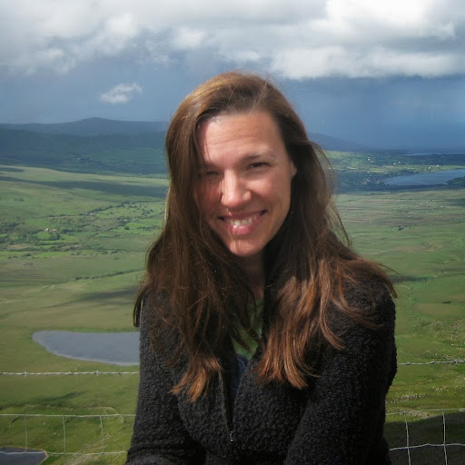 Julie Hunter Photo 7