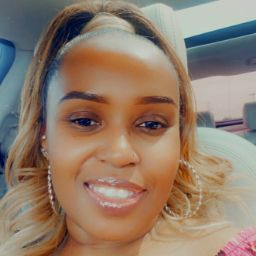 Meredith Ward Photo 38