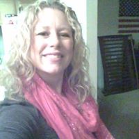 Stephanie Emerson Photo 25