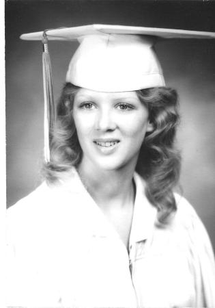 Angela Warren Photo 29
