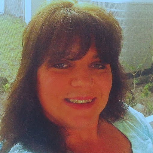 Tanya Robinson Photo 23