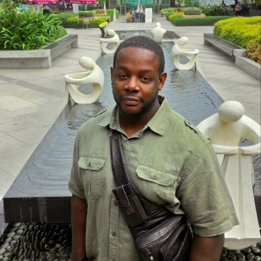 Robert Flowers Photo 18