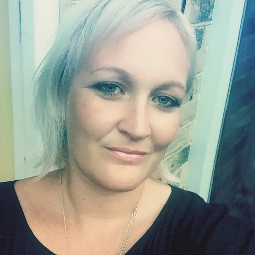 Christina Parry Photo 12