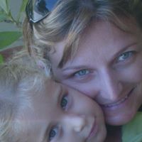 Julia Tinoco Photo 3