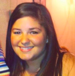 Lauren Barr Photo 18