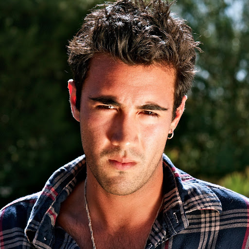 Daniel Robinson Photo 59