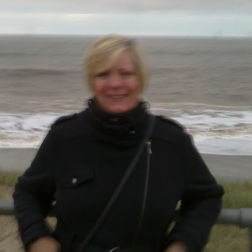 Linda Bryan Photo 12