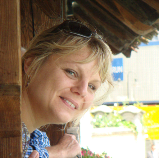 Claudia Bell Photo 31 Claudia Bell Photo 31