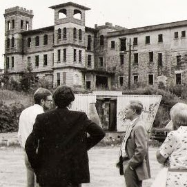 Chris Andrews Photo 27