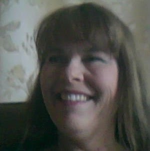 Julia Davis Photo 11