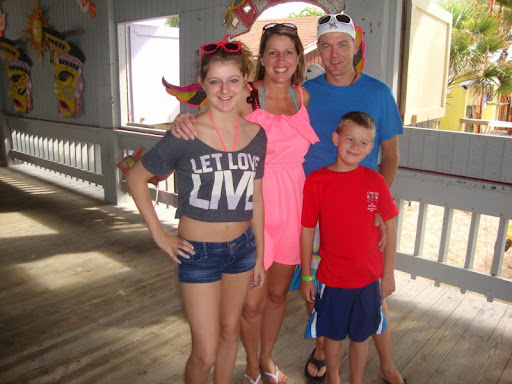 Amy Manning Photo 24