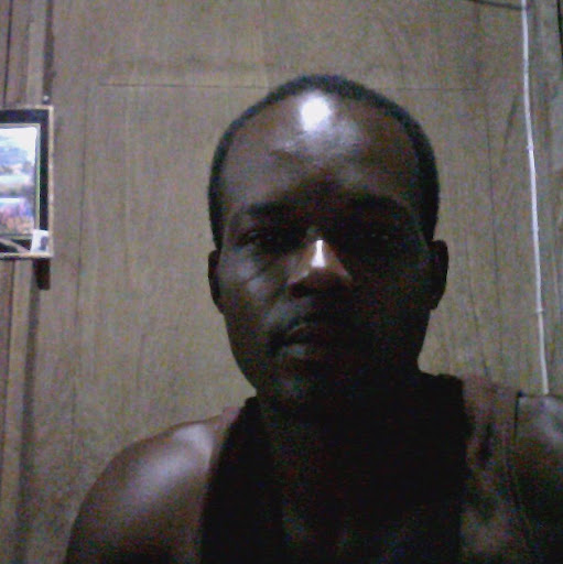 Raymond Gray Photo 9