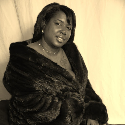 Michele Davis Photo 18
