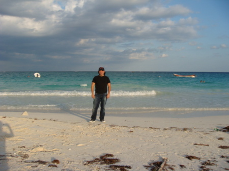 Jose Galvan Photo 18