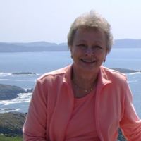 Helen Casey Photo 6