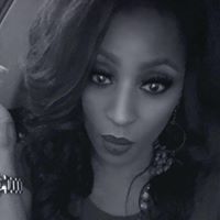 Veronica Adams Photo 15