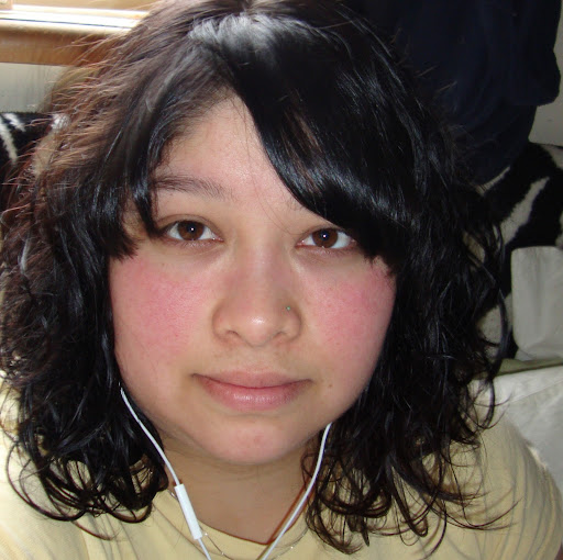 Alicia Solis Photo 17