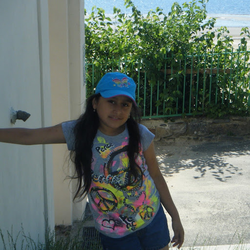 Geraldine Castro Photo 3
