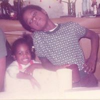 Leslie Sharpe Photo 19