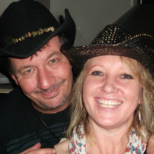 Lisa Ireland Photo 34