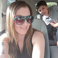 Emily Sanders Photo 24