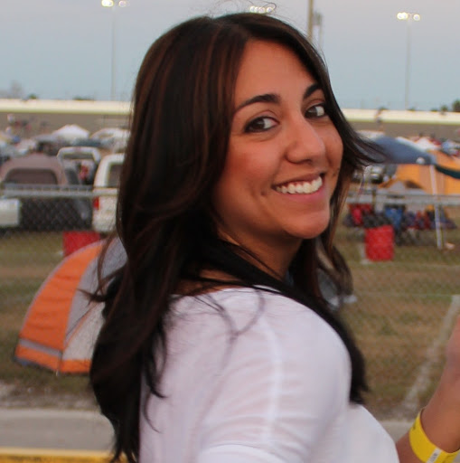 Michelle Ouellette Photo 7