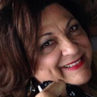 Lucy Hopkins Photo 37