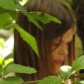 Tina Larson Photo 15