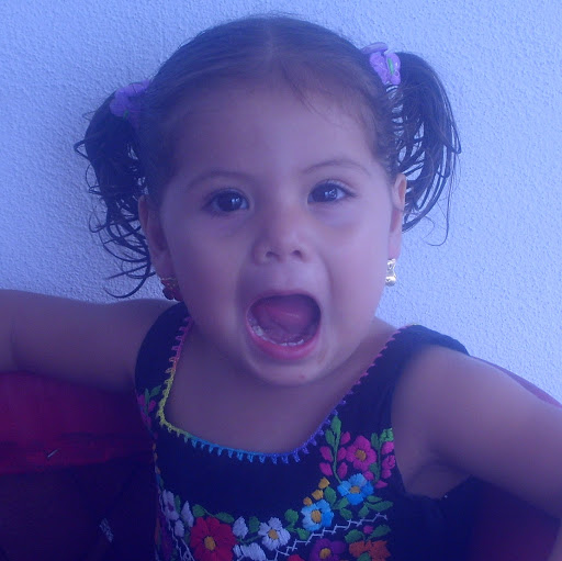 Alba Cuellar Photo 6