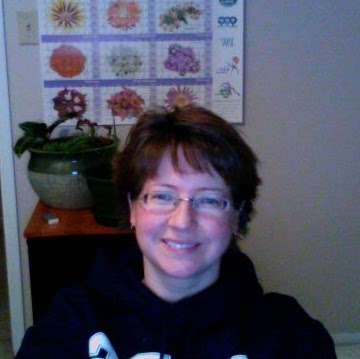 Tracy Rowe Photo 31