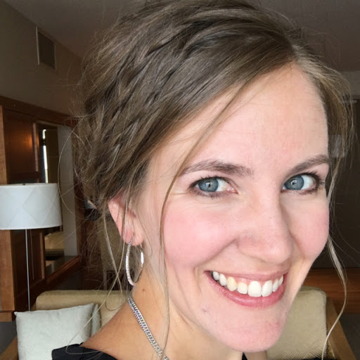 Shelly Hendricks Photo 25