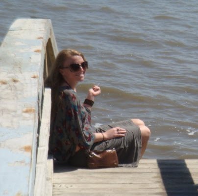 Sarah Langston Photo 16