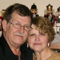 Carolyn Ray Photo 15