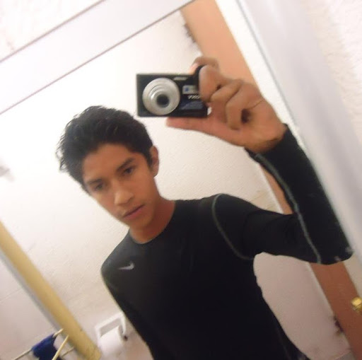 Marcos Colon Photo 20
