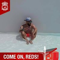 Nicholas Vaughan Photo 38