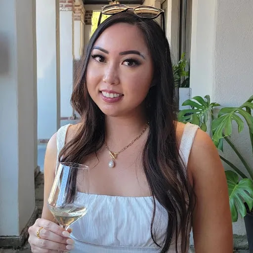 Cynthia Dang Photo 22