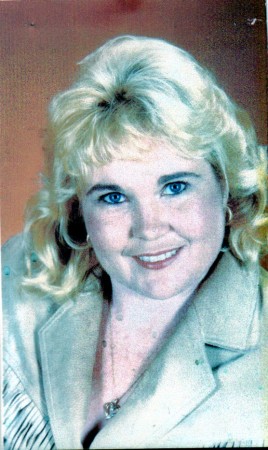 Becky Howell Photo 25